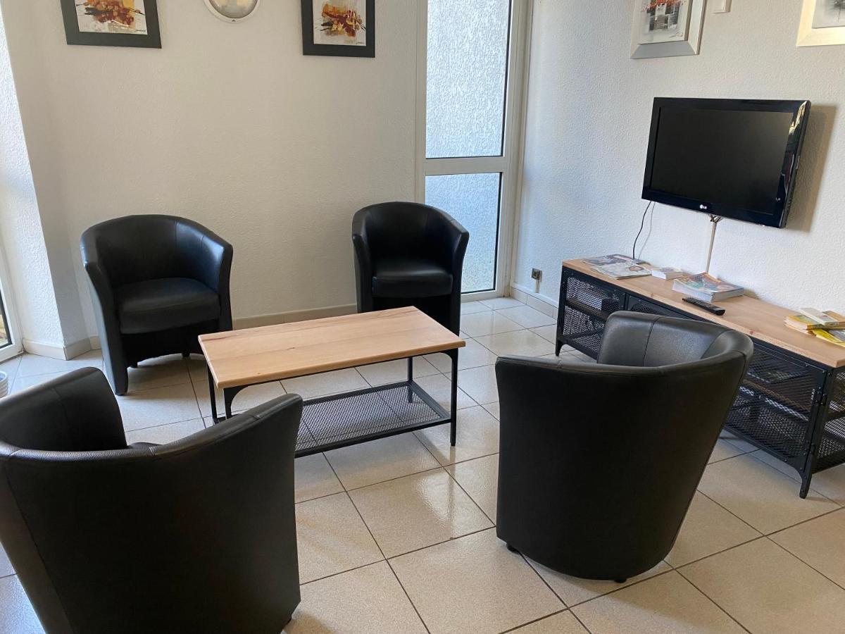Hotel Restaurant Olympe Aix-en-Provence Bagian luar foto