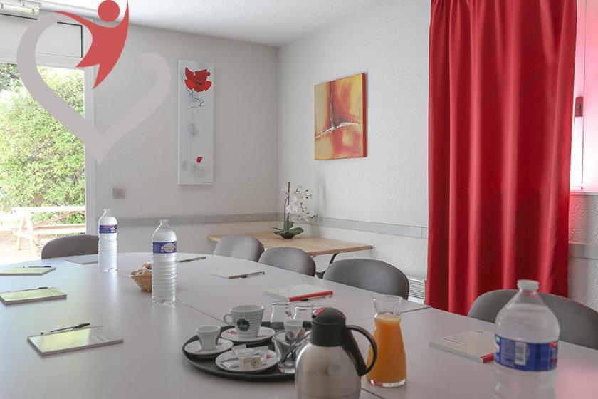 Hotel Restaurant Olympe Aix-en-Provence Bagian luar foto